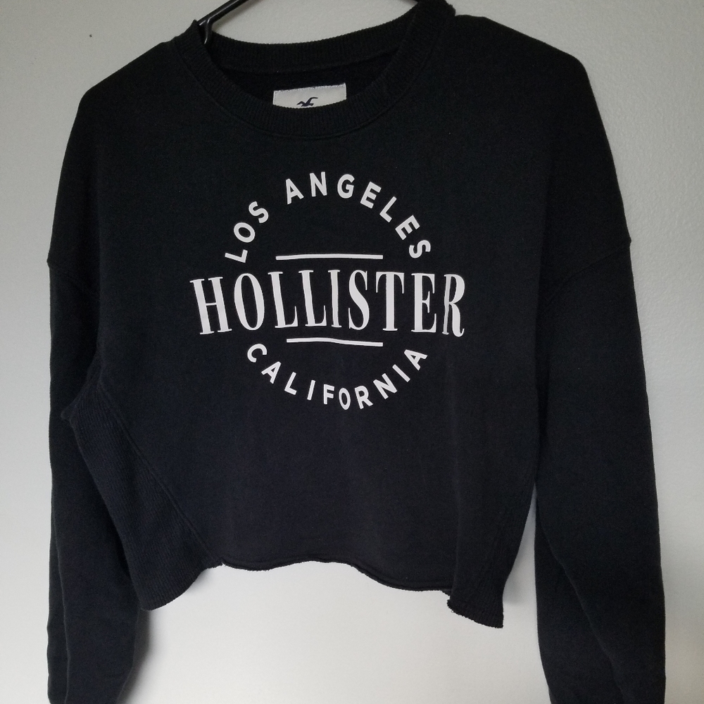 Crop top sweater